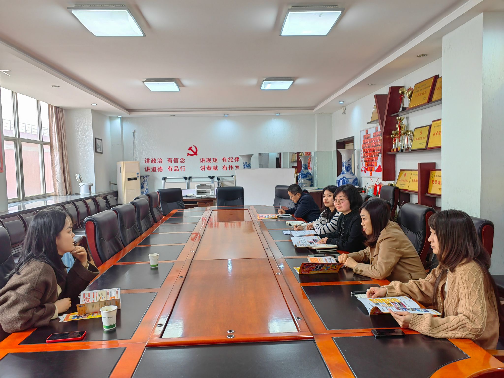 金沙js1005线路开展访企拓岗促就业专项行动之好未来集团学而思西安分公司